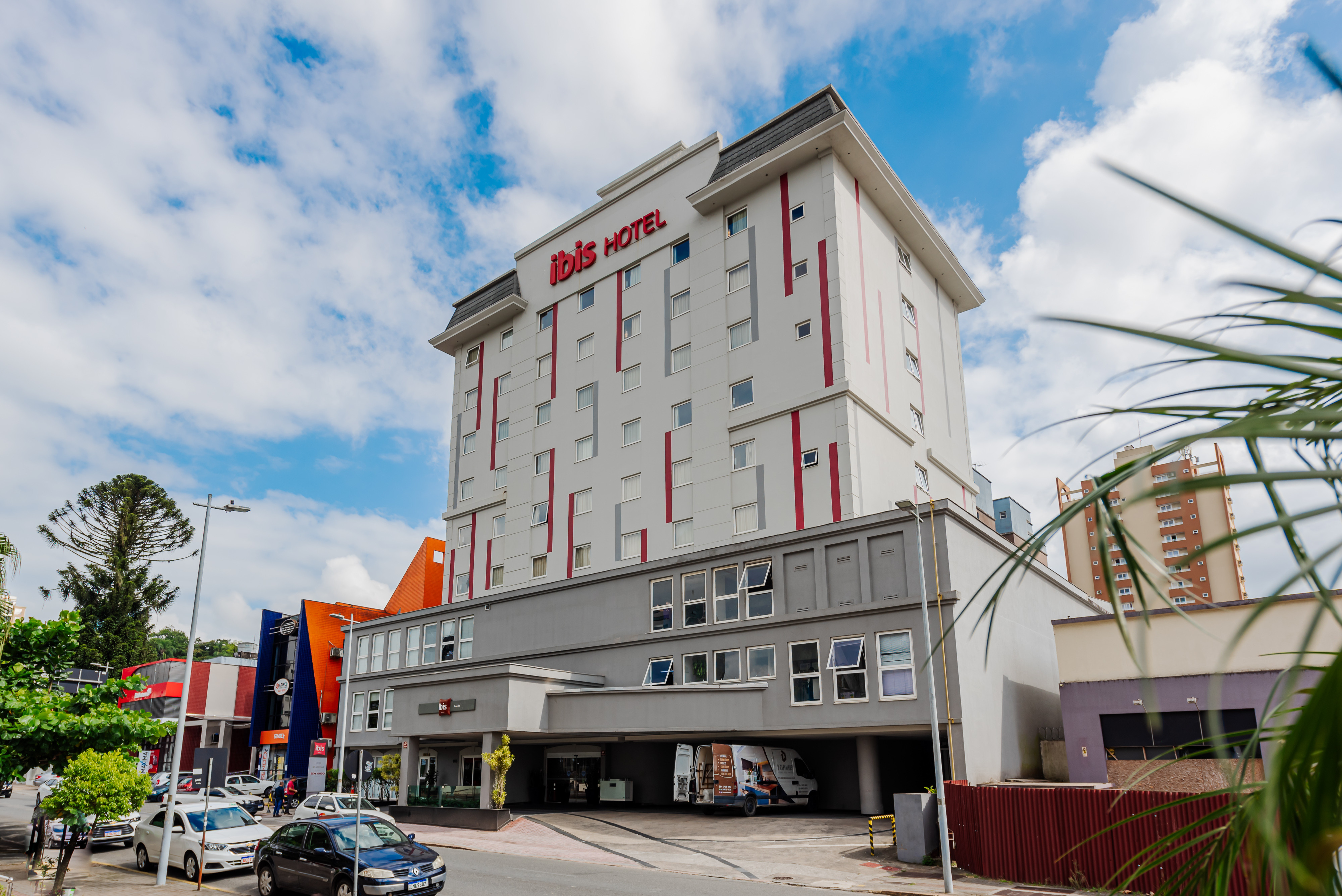 ibis Joinville.jpg